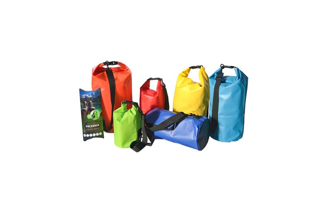 Dienstleister: Packsack oder auch Drybag, wetterfest. Zur Auswahl stehen verschiedene Größen und Farben, mit individuellem Werbeaufdruck, bereits ab 300 Stück.  - Pins & mehr GmbH & Co. KG
